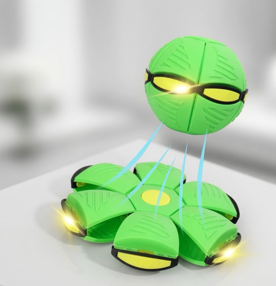 Harkcart  Magic Flying Saucer Ball with Lights